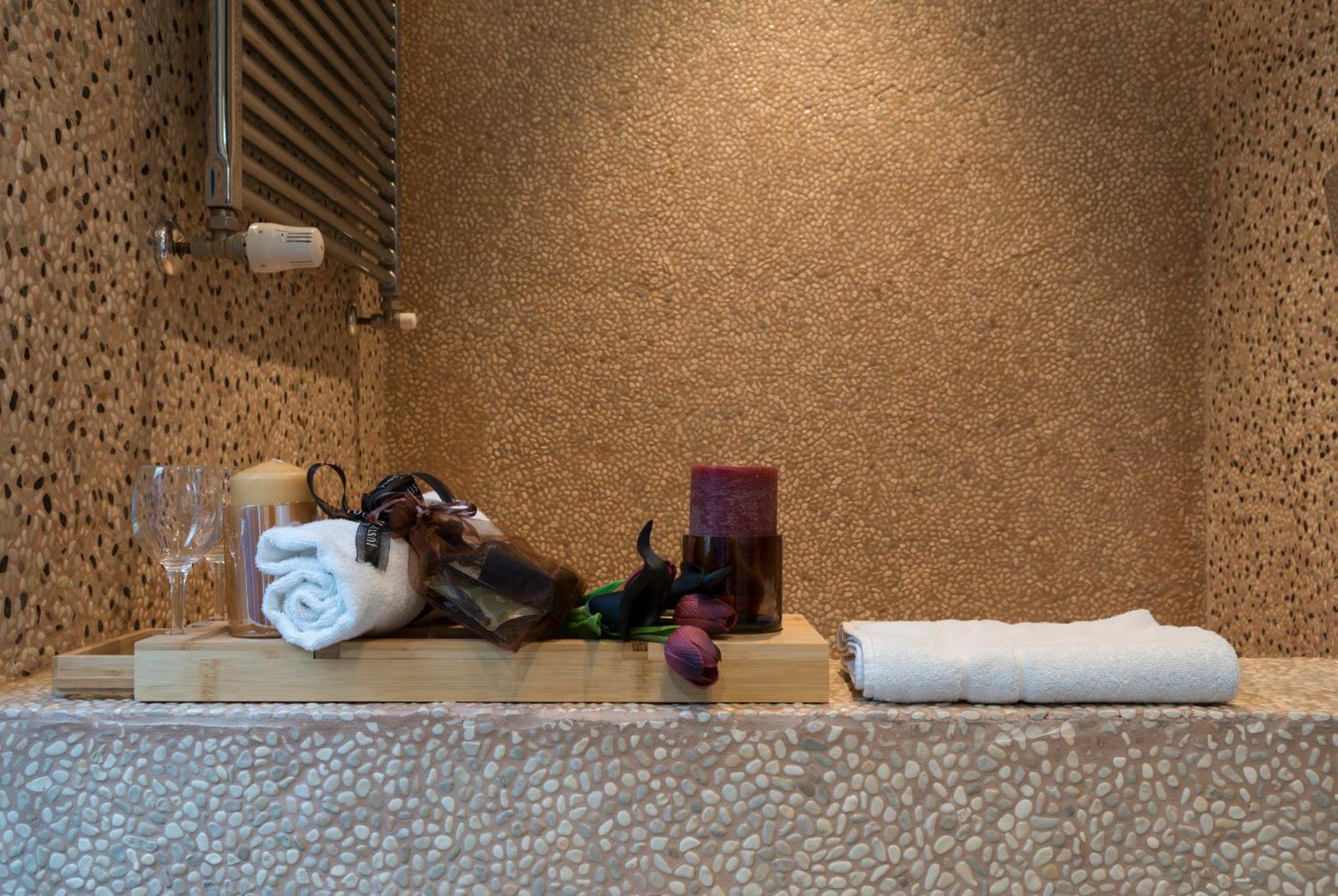 Luxury Piazza Di Spagna Escape With Terrace And Private Spa Рим Екстер'єр фото