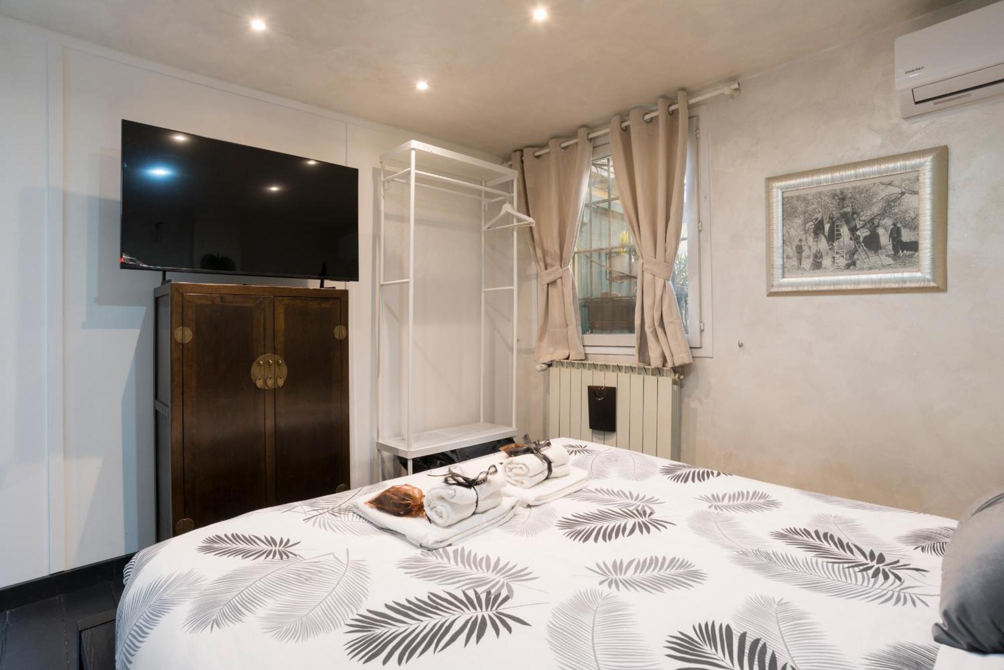 Luxury Piazza Di Spagna Escape With Terrace And Private Spa Рим Екстер'єр фото